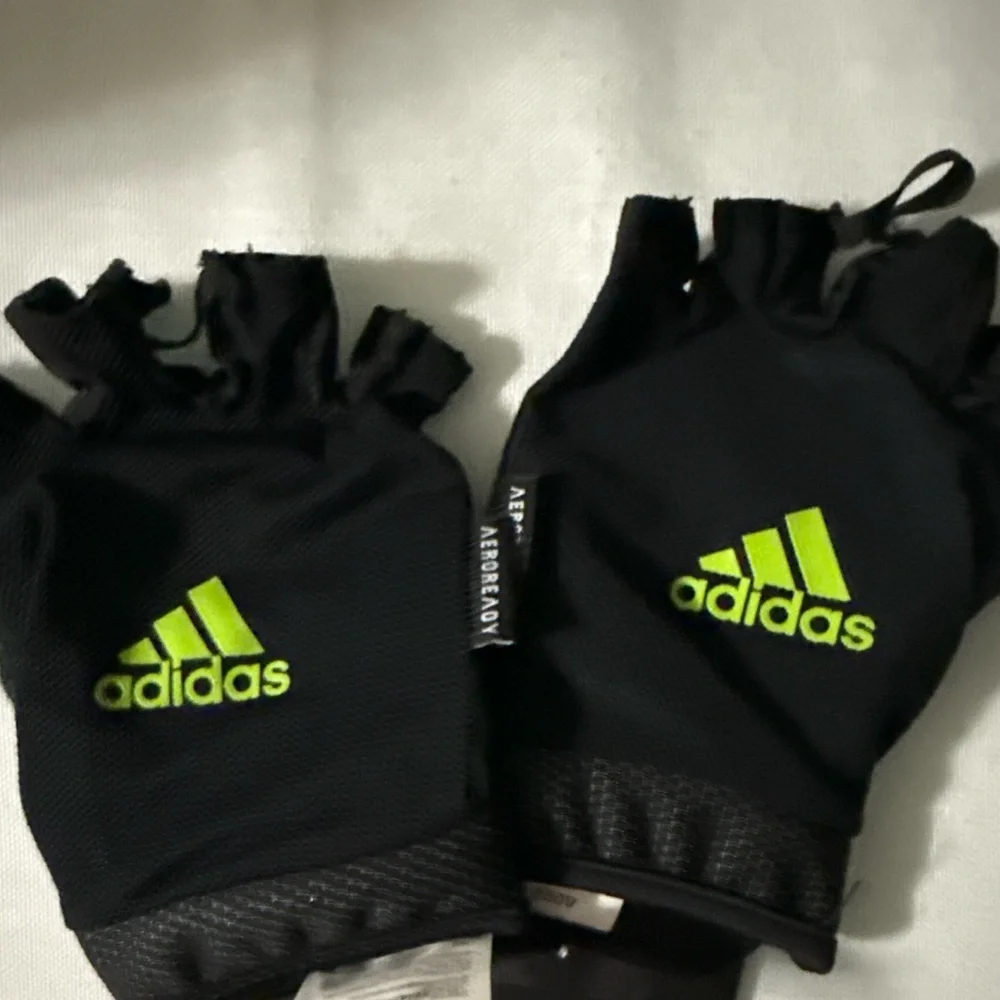 adidas Aeroready Essential Adjustable Training Gloves Fingerless Black Neon Logo